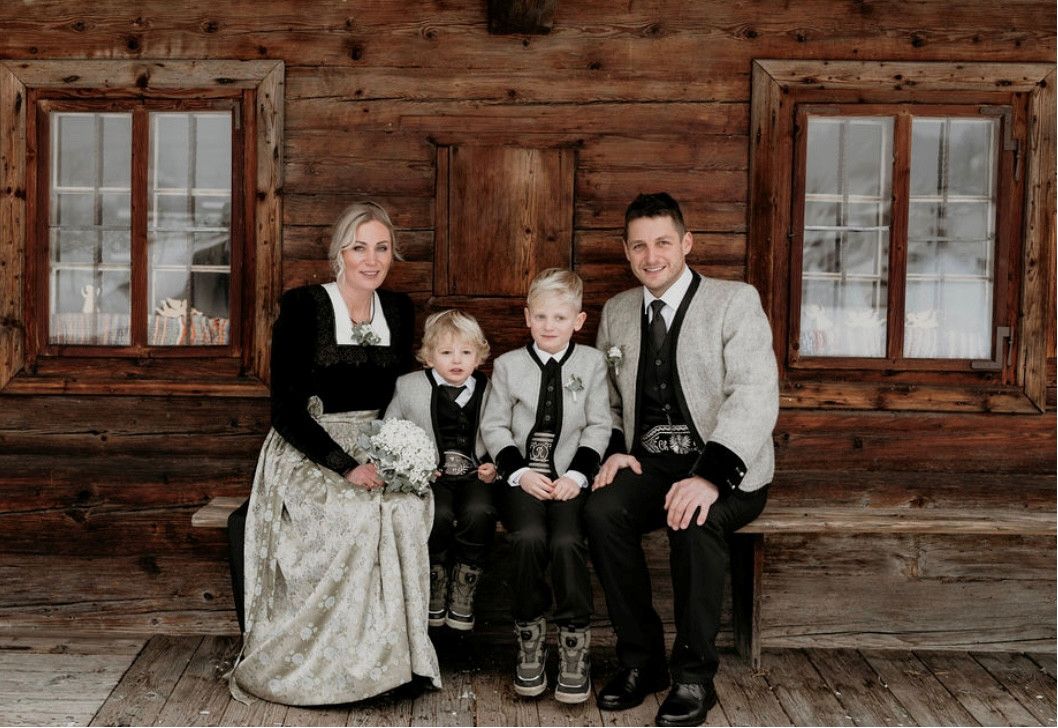 19. Jänner 2024: Silvana (geb. Hanser) und Christian Rahm mit ihren beiden Kindern